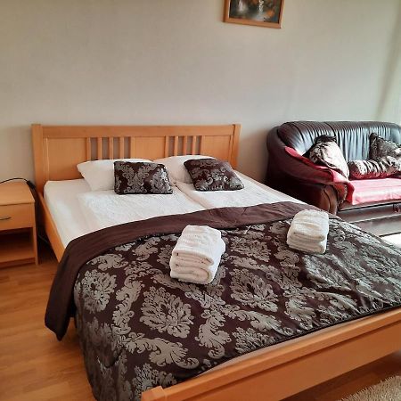 Setany Apartman Морахалом Экстерьер фото