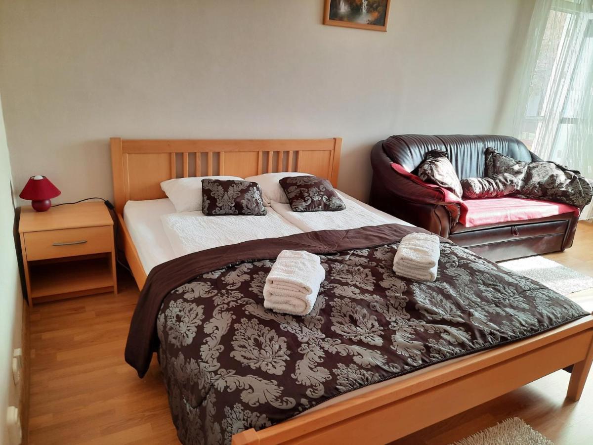 Setany Apartman Морахалом Экстерьер фото